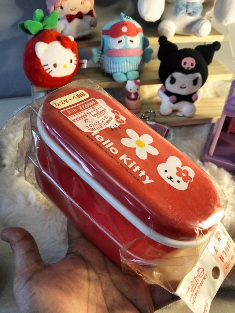 Sanrio items from Japan (Category: Vintage Collectibles) located in Manila. Submitted by alayassulittipidfinds (Listing ID 1466405609, Image 2). Description: price starts @₱100 all og from japan with etikata/markings.