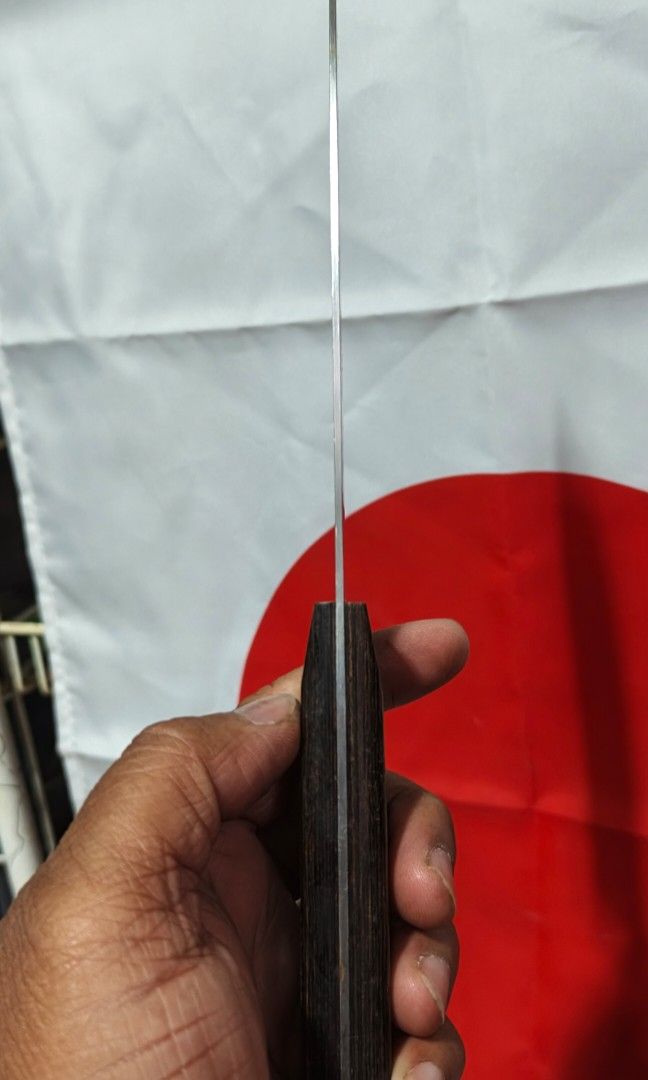 Santoku sanmai (Category: Knives & Chopping Boards) located in Polomolok. Submitted by dkljapansurplus (Listing ID 1466422160, Image 3). Description: Santoku sanmai, BL 167mm Ganda mg cladding line Freeshipping via flash.