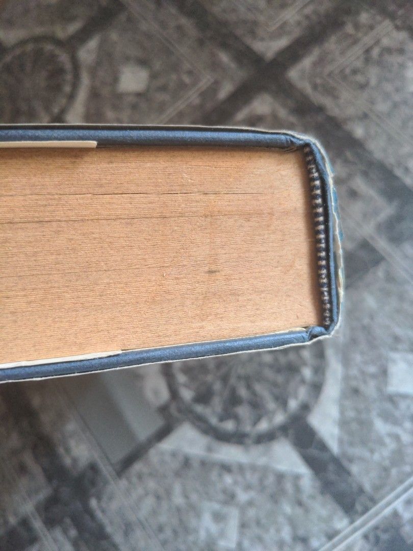 Satanic Verses, Salman Rushdie (Category: Storybooks) located in Baguio. Submitted by fosterthe (Listing ID 1466357425, Image 3). Description: see photos for condition and flaws tanned pages, vgc salman rushdie satanic verses hardcover price is firm lbc/j&t.