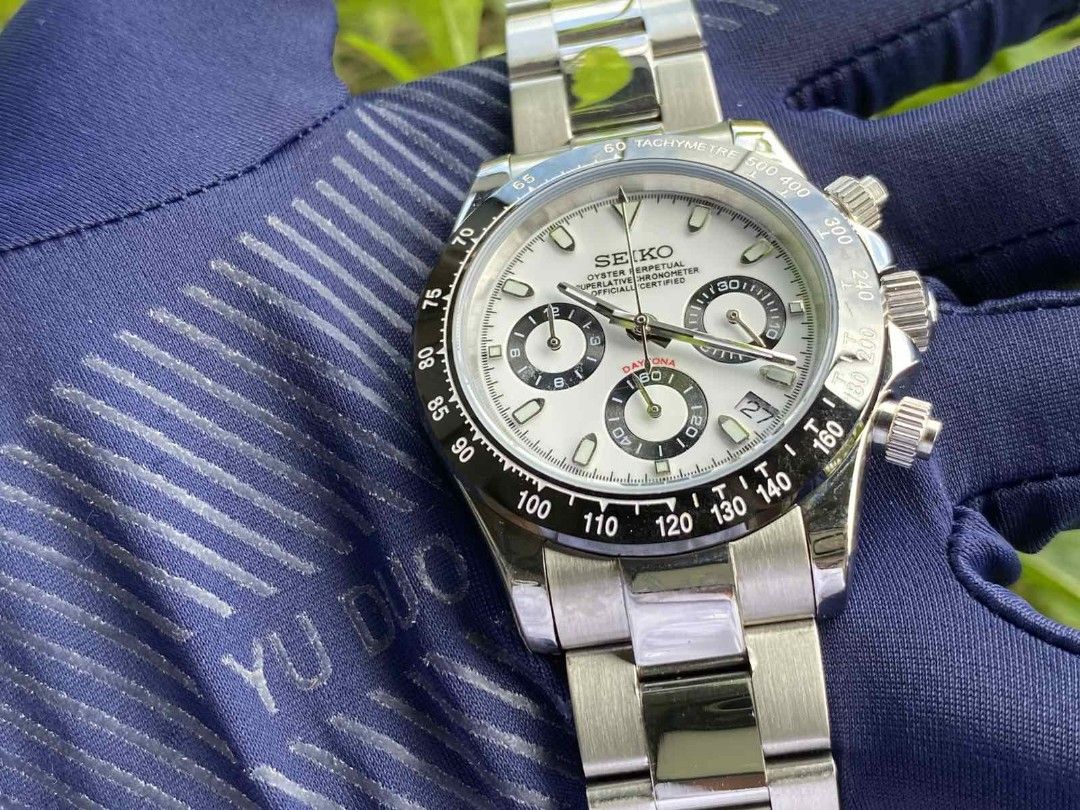 Seiko Chronograph Panda MOD (Category: Men's Watches) located in Manila. Submitted by dandanmerciales (Listing ID 1466459226, Image 3). Description: FOR SALE ! SEIKOLEX Panda MOD Seiko 7s26 Japan Movement 904L stainless steel case and bracelet 40mm case size Waterproof NEGOTIABLE No issue Timegraph Tested Pm me or call 09777323609 - Authentic Seiko chronograph watch in excellent working condition - Clean white dial paired with a striking black ta