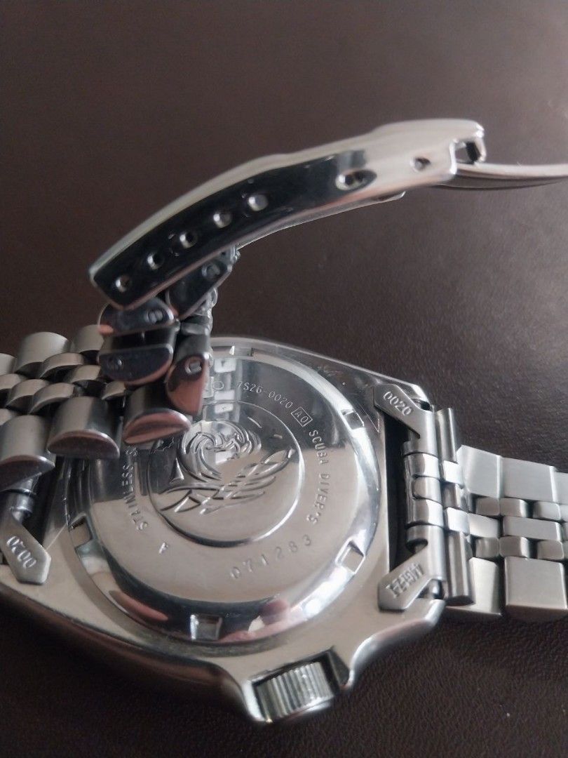 Seiko diver automatic (Category: Men's Watches) located in Manila. Submitted by gooddealsmnl (Listing ID 1466354463, Image 3). Description: Seiko Divers 200 meters No Issue. Runs smooth. Presentable With Box. Extra links. Manual Free: Metal Refillable lighter Binondo area meetup Rfs: unloading stuff Thank You po.