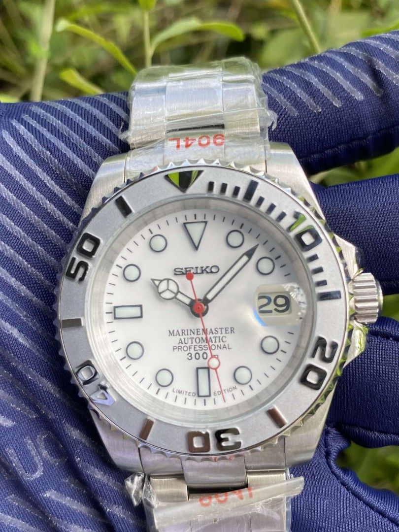 SEIKOLEX Yachtmaster White Redhands MOD (Category: Men's Watches) located in Manila. Submitted by dandanmerciales (Listing ID 1466460619, Image 2). Description: FOR SALE ! SEIKOLEX Yachtmaster White Redhands MOD Seiko 7s26 Japan Movement 904L stainless steel case and bracelet 40mm case size Waterproof NEGOTIABLE No issue Timegraph Tested Pm me or call 09777323609 - Brand: Seiko Marinemaster Automatic Professional 300m - Condition: Brand new, neve
