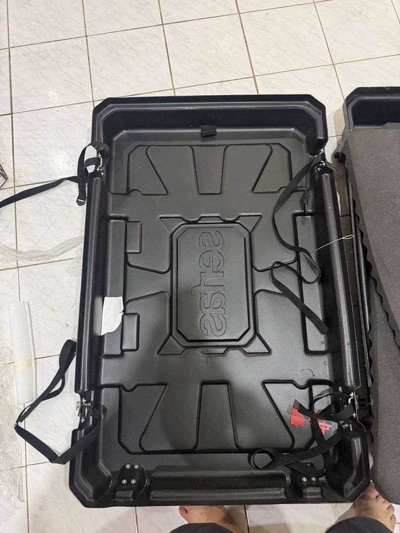 Serfas Bike Armor Transport Case (Category: Bicycles) located in Manila. Submitted by swiftflower.6836d6 (Listing ID 1466397804, Image 3). Description: Hard case to transport your bike. Super secure. Only used once. Straps and foam included. .