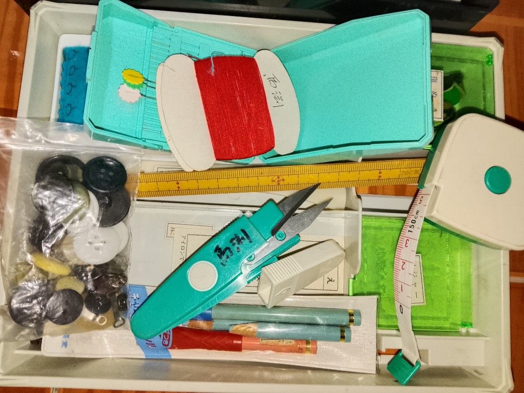 Sewing Set (Category: Craft Supplies & Tools) located in Santo Tomas. Submitted by retrotastic (Listing ID 1466467030, Image 2). Description: threads are New. compare prices of threads online. jackpot na po sa lot na to. sewing set what you see is what you get. Japan🇯🇵.
