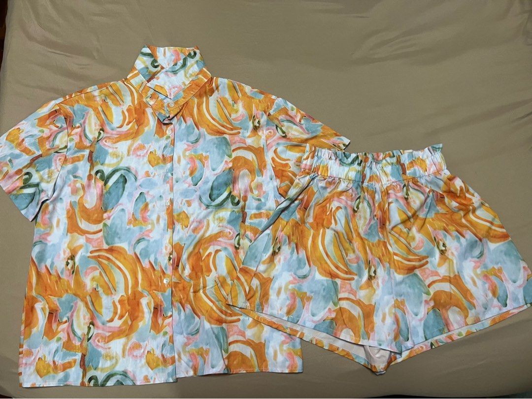 SHEIN Abstract Print Coords (Category: Sets or Coordinates) located in Manila. Submitted by malggg (Listing ID 1466507797, Image 1). Description: (Decluttering again!) Got these coords a looong time ago! Wore them only twice as beach cover ups. The top is a size S but it can fit an M or L frame since it’s a little oversized; the bottom is also a size S but it’s stretchable so it can fit up to maybe an M frame. There’s some thigh exposure since th
