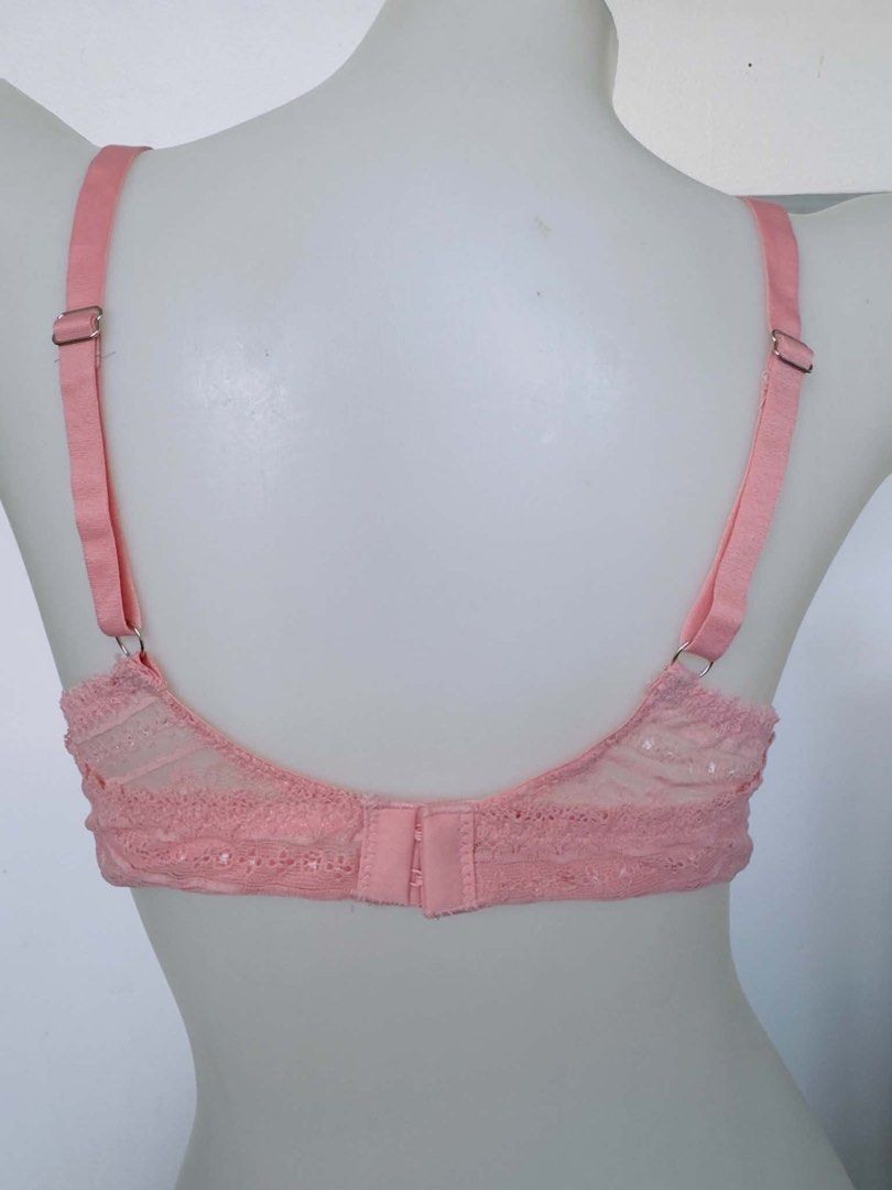 shein bra underwire 36B (Category: Undergarments & Loungewear) located in San Jose. Submitted by 99ners (Listing ID 1466459836, Image 2). Description: .