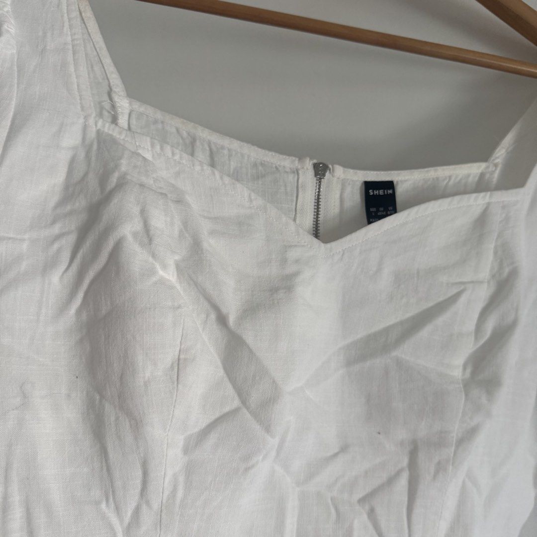 Shein Linen puffsleeves (Category: Looking For) located in Manila. Submitted by apparella.ph (Listing ID 1466401217, Image 3). Description: Linen / d nagamit na stock lang sa Cabinet Wash nalang before use ☺️ 10/10 condition Bust: 40 Length:18 ☑️Everything is my Own preloved / BNWT/BNWOT ☑️ not thrifted/Ukay ☑️ malukot sa picture kasi na stock sa cabinet (tinatamad mag plantsa ✌️ ) ☑️Personal items ( usually bought in US/UK/JPN ) every year po ak