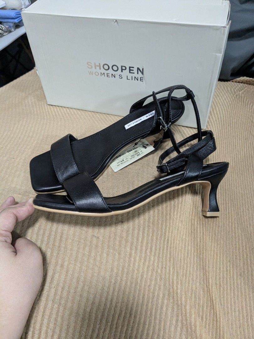 Shoopen Black Ankle Strap Heels (Category: Heels) located in Quezon City. Submitted by nnncorner (Listing ID 1466503685, Image 2). Description: Shoopen Black Premium Leather Ankle Strap Heels Size 240 / size eu 37 / US 6 2 inches heels True to size New and never been used Fresh from Korea With box original price: 2830 in pesos Selling 1,800.