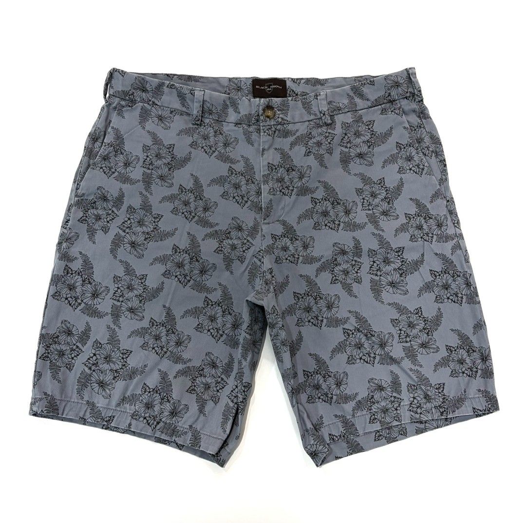 Size 38” - Black Brown Men’s Shorts Preloved HB103 (Category: Shorts) located in Pasig City. Submitted by szorty (Listing ID 1466529352, Image 1). Description: •PRELOVED• Onhand and ready to ship Brand: Black Brown Condition: Used Waist: 38 Size in tag: 36 Length: 20 inches Pocket: 5 - All of our items are washed *Please see photos for flaws/issues if indicated. *Photos may vary from actual Tags: Black brown 1826 short mens men bottoms shorts bot
