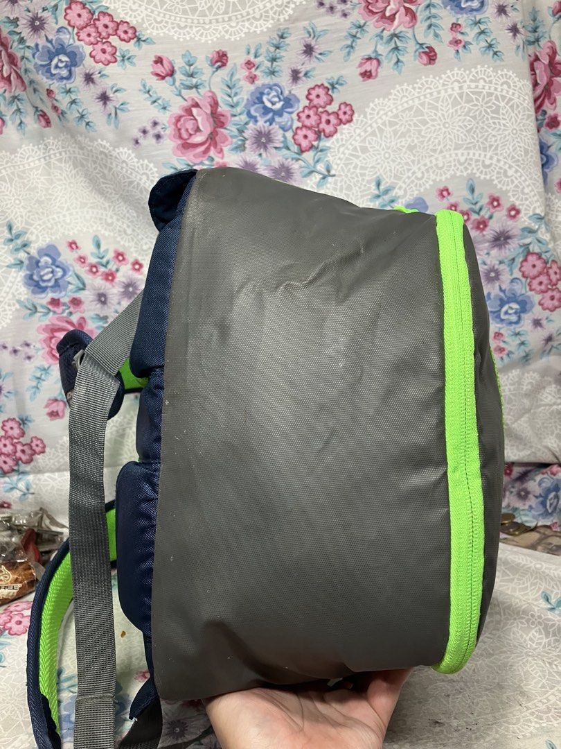 SKECHERS MEN NIMBUS BACKPACK (Category: Backpacks) located in General Mariano Alvarez. Submitted by adonid (Listing ID 1466399040, Image 3). Description: SKECHERS MEN NIMBUS BACKPACK GOOD CONDITION NORMAL SIGN OF USAGE ONLY .