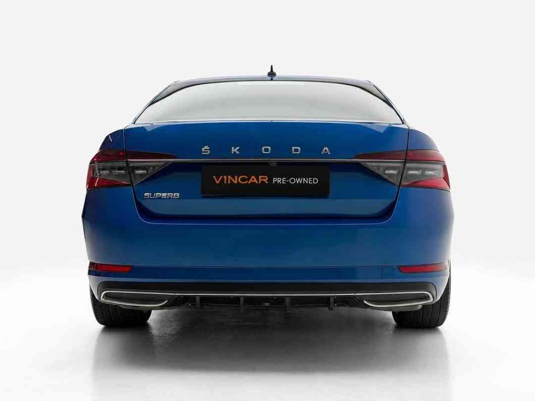 SKODA Superb 2.0 TSI Laurin & Klement (A) (Category: Used Cars) located in Singapore. Submitted by vincar_pre-owned (Listing ID 1466407864, Image 3). Description: Top specs Laurin & Klement(L&K) edition. The Superb is known for its large interior space, comfortable ride and huge boot capacity, making it perfect for both daily commuting and family use. A practical continental sedan with premium features and strong driving performance. Contact us t