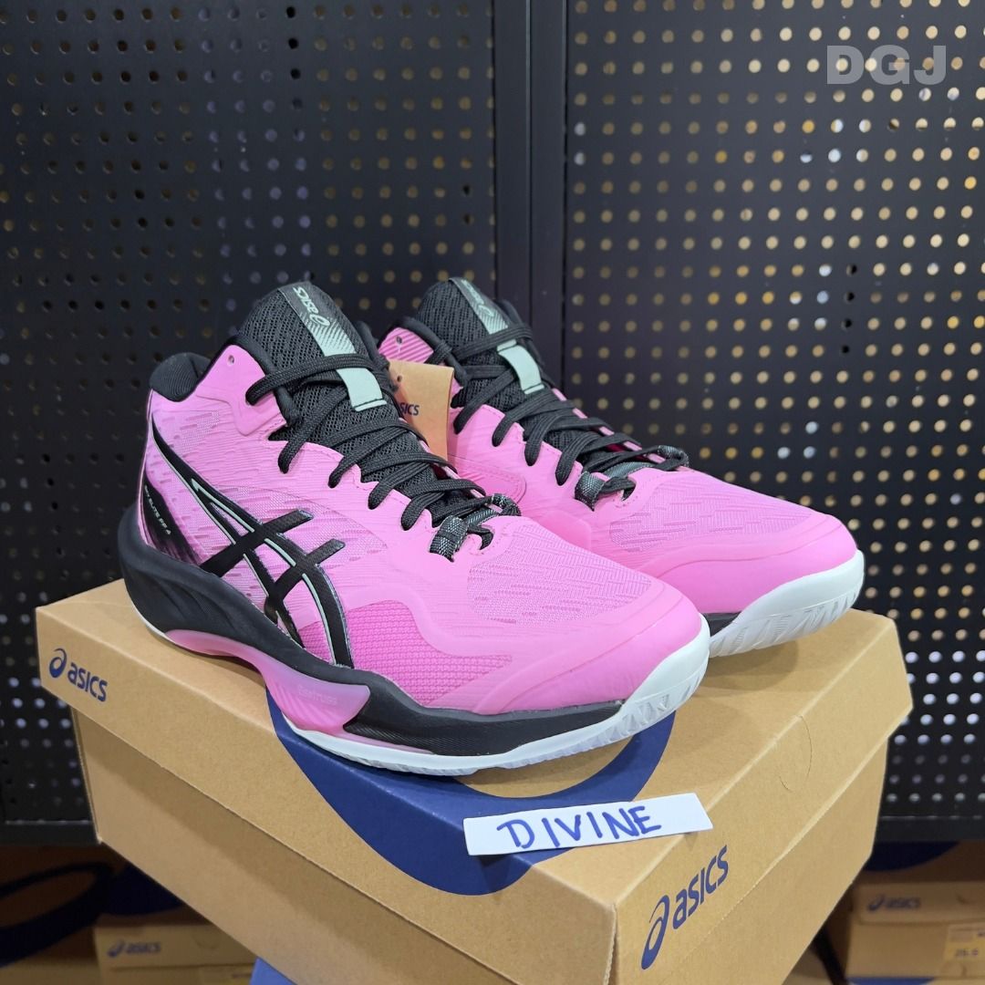 SKY ELITE FF 4 MT Bubble Gum Gunmetal (Category: Sneakers) located in Pasig City. Submitted by divvvineee (Listing ID 1466354855, Image 3). Description: ASICS SKY ELITE FF 4 MT high-performance indoor court shoes designed for volleyball, featuring enhanced cushioning, stability, and support for explosive movements and jumps. ASICS SKY ELITE FF 4 MT 💰 ₱9,980 🚚 FREE SHIPPING NATIONWIDE 🇵🇭 Sizes Onhand: 24.5cm / 25cm / 25.5cm / 26cm / 26.5cm / 2
