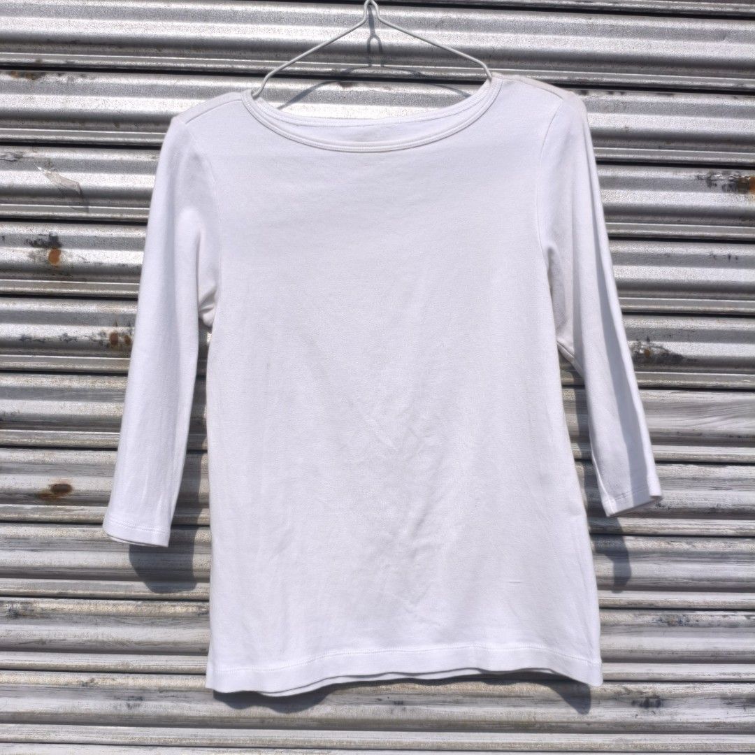 (Small-Med) Muji white shirt (Category: Shirts) located in Lucena. Submitted by minryism (Listing ID 1466391523, Image 1). Description: muji 3/4 scoop neck shirt 👄👄 fits small-med ladies 💥💥 fits xs men onli: 300 Length:23 in Width (pit to pit):15.5 in Shoulder:14 in Sleeves:15 in Arm opening: 8 classic muji soft high quality forda best fit po u can measure ur fav garments to compare if iz a match!!! 🩷🩷 visit me on insta: @minryism 💋💋 Loc 