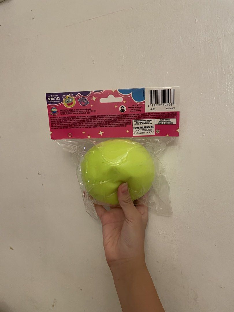 SMUSHERS ORIGINAL (Category: Interactive Toys) located in Quezon City. Submitted by ilovecookiesyummy (Listing ID 1466504110, Image 2). Description: Smushers Orb Original!! | Brand New | FIXED: ₱800 | Philippines Delivery only | COD, GCASH only | Lalamove available * shipping fee | Payment FIRST | .