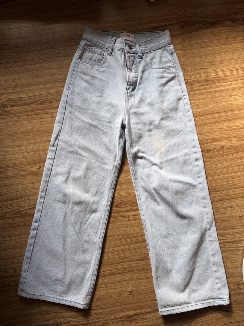 SOMS Denim Pants (Category: Jeans) located in San Pedro. Submitted by nikkiabc.777 (Listing ID 1466352019, Image 1). Description: SOMS Slim Fit Straight Leg Jeans - used; with minimal flaw (bleached) see other photos - size: small; bottom length 98 cm, waist 64 cm, hip 90 cm - perfect for tall girls.