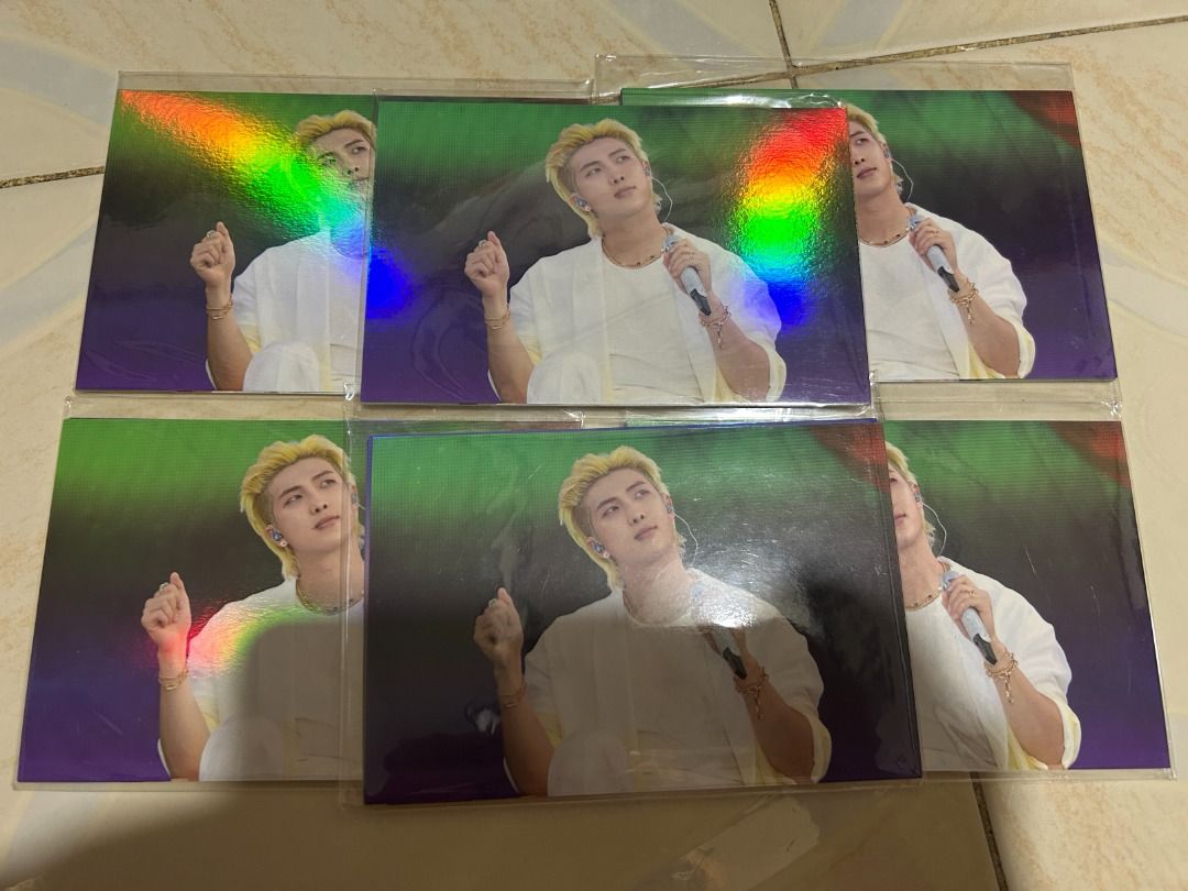 SOWOOZOO HOLO POSTCARD OT7 SET (Category: K-Wave Merchandise) located in Cabuyao City. Submitted by taekookmerchshop (Listing ID 1466462274, Image 1). Description: .