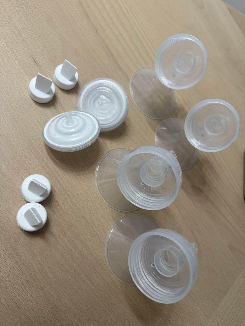 spectra flanges (Category: Breastfeeding & Bottle Feeding) located in Taguig. Submitted by alonsomom (Listing ID 1466439098, Image 1). Description: 1 pair spectra 28mm flange 1 pair spectra 24mm flange 1 pair original spectra duckbill 1 pair duckbill replacement (new) 1 pair original spectra backflow protectir.