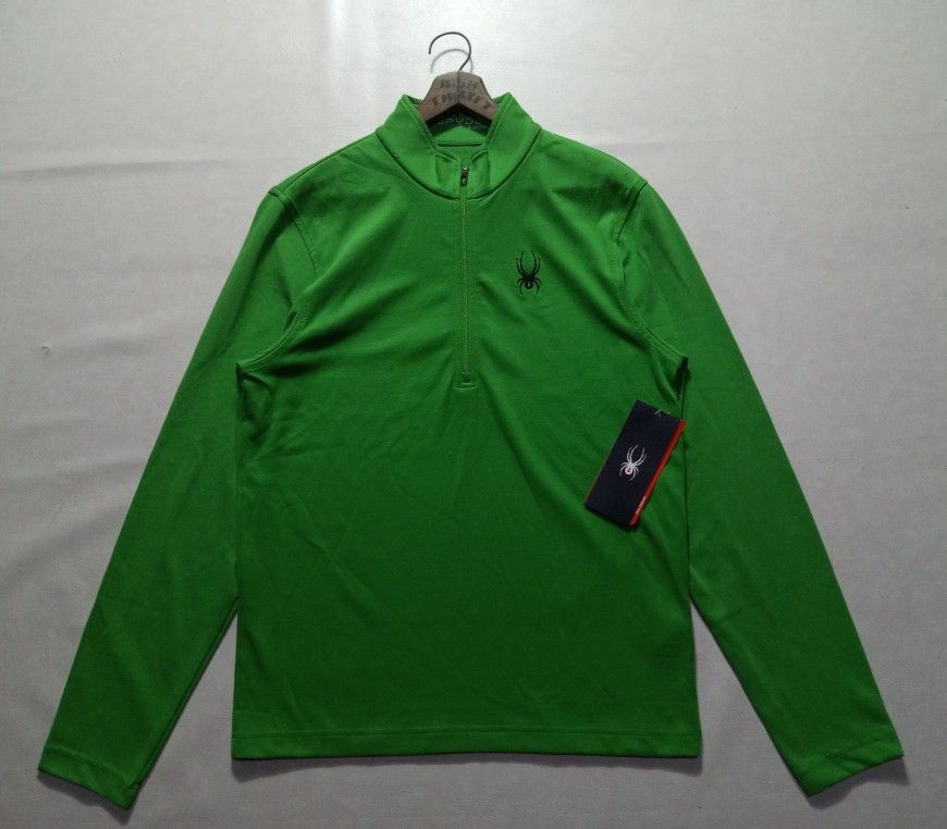 Spyder Green 1/4 Zip Up Pullover Brandnew (Category: Coats, Jackets and Outerwear) located in Urdaneta. Submitted by josephragontonjr95 (Listing ID 1466413037, Image 1). Description: - Spyder Green 1/4 Zip Up Pullover Brandnew - SIZE: SMALL - DIMENSIONS ⬇️ ⬇️ ⬇️ - WIDTH: 19 - LENGTH: 26.5 - COLOR RATE: 10/10 - ISSUES/FLAWS: NONE - CONDITION: BRANDNEW - Style: Men's quarter-zip pullover - Color: Green - Details: Embroidered chest logo, Spyder back