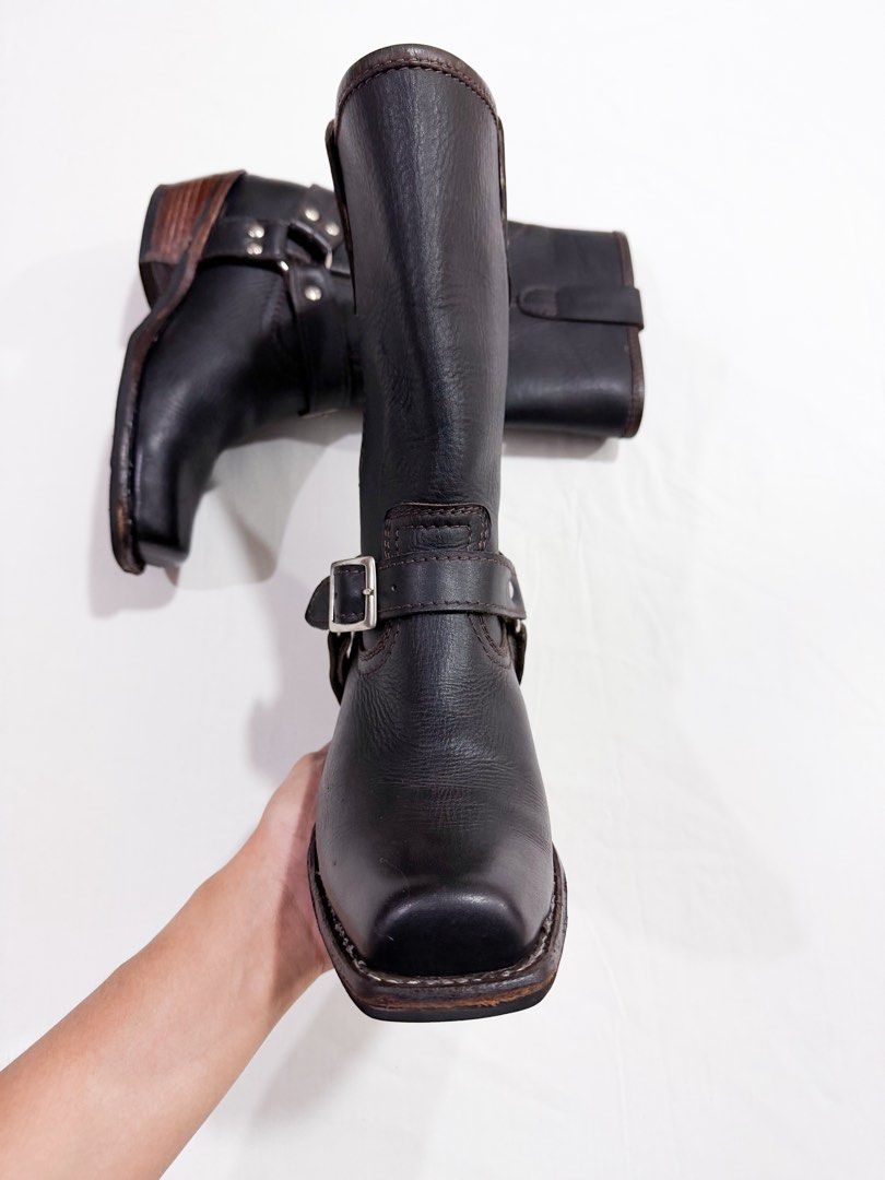 Square Toe Harness Boots (Category: Boots) located in Baguio. Submitted by crispy2600 (Listing ID 1466438796, Image 2). Description: custom harness boots fits size 8US/41EU supple but really good quality leather. typical signs of use. boots have been conditioned and are ready to wear :) would keep but I need 8.5 :( LOC BAGUIO 5,000 shipped.
