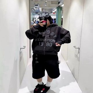 （分類：）位於 。 由 kristanluettgen 提交（商品編號 1466411423，圖片 1）。簡介： 。
