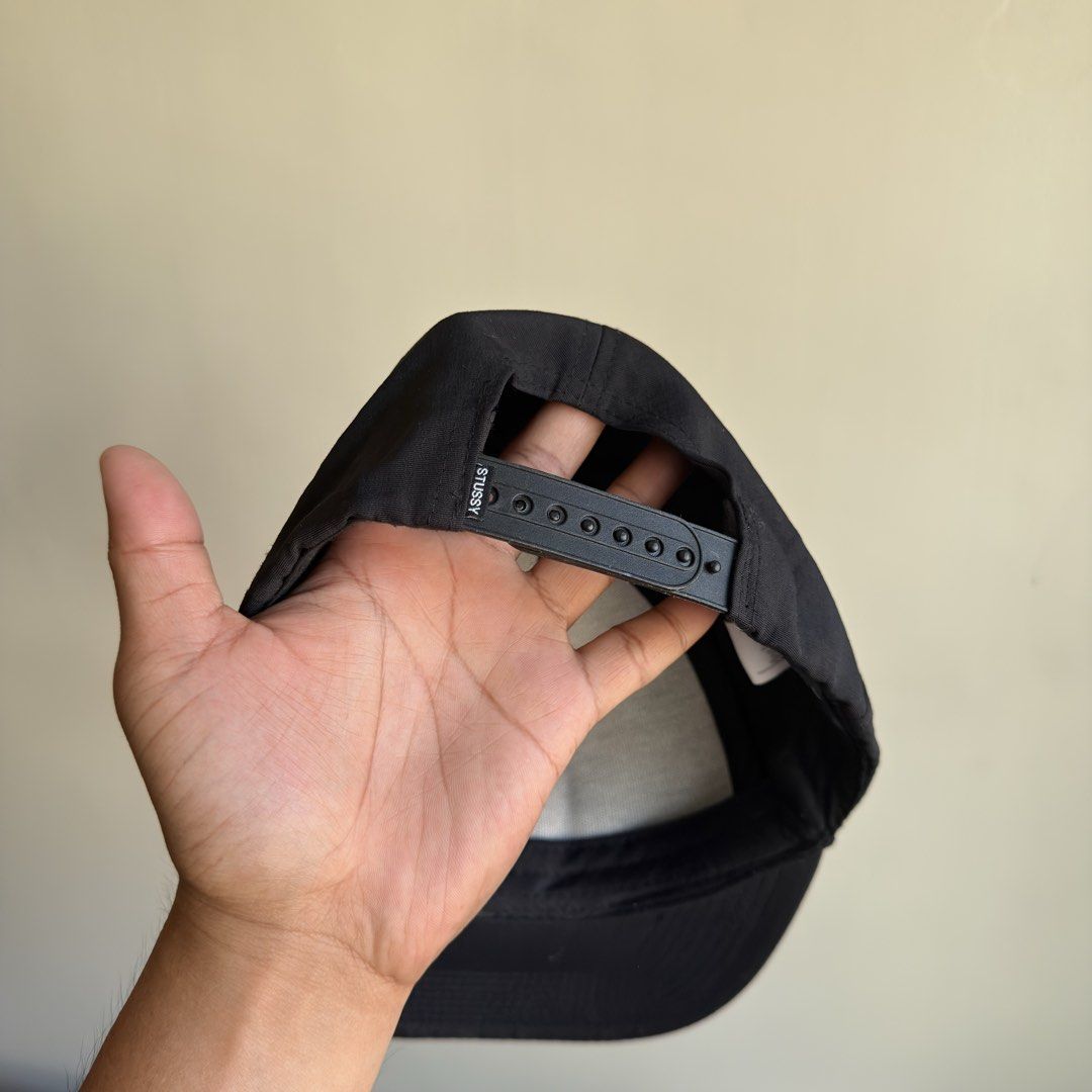 Stussy snapback hat (Category: Caps & Hats) located in Quezon City. Submitted by toomuchpain (Listing ID 1466559256, Image 2). Description: Good condition No issue.
