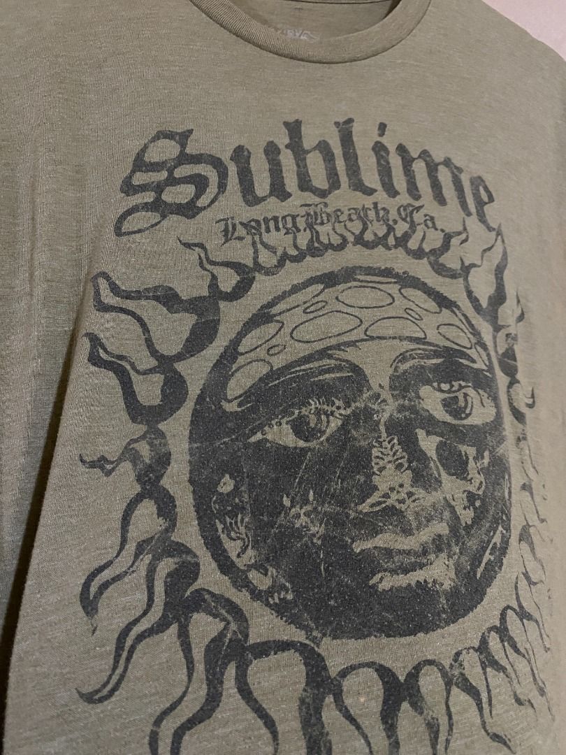 Sublime Band Shirt (Category: Tshirts & Polo Shirts ) located in Cadiz. Submitted by thespotcdz (Listing ID 1466412935, Image 3). Description: Large Width 21" Length 27.5" 8.5/10 rate with issues (see pictures).