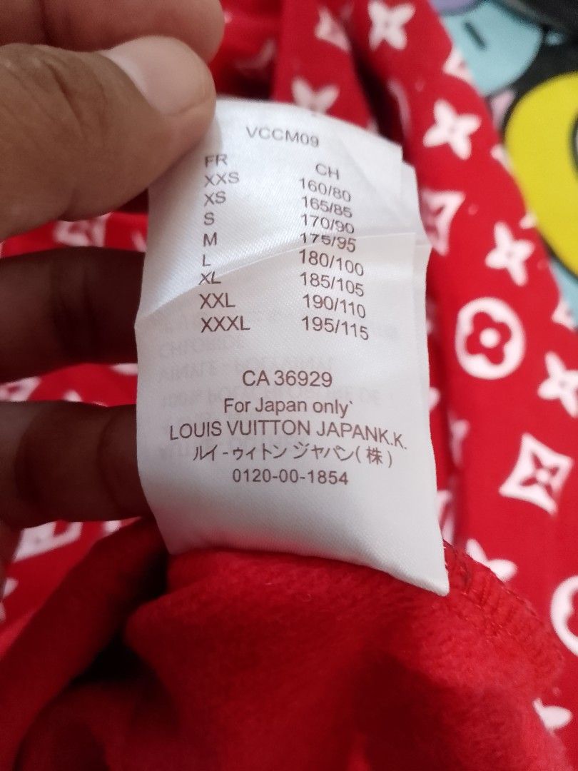 Sumpre x LOUIS VITTION (Category: Coats, Jackets and Outerwear) located in Bulacan. Submitted by princesantonia (Listing ID 1466360944, Image 2). Description: .