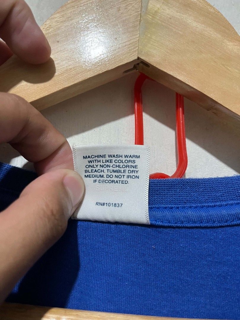 SUPREME BACK DESIGN (Category: Formal Shirts) located in Leyte. Submitted by thriftflip2 (Listing ID 1466353727, Image 3). Description: SUPREME CRASH TEE BACK DESIGN NO ISSUE SIZE MEDIUM ON TAG WIDTH 19.5 LENGTH 28 OFF/LEGIT.