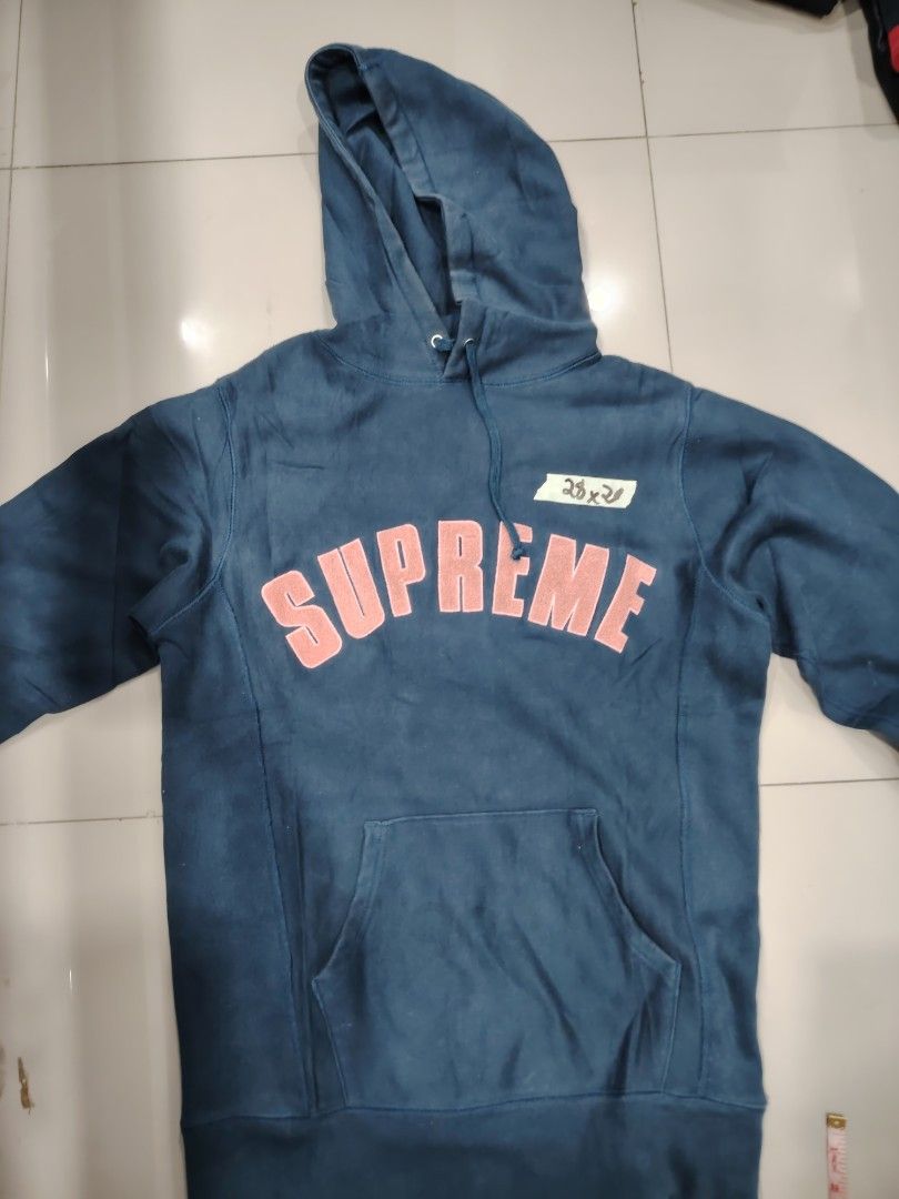 Supreme navy fleece (Category: Coats, Jackets and Outerwear) located in Manila. Submitted by jeffattackie (Listing ID 1466510807, Image 1). Description: SOLID TO MGA BUSING.