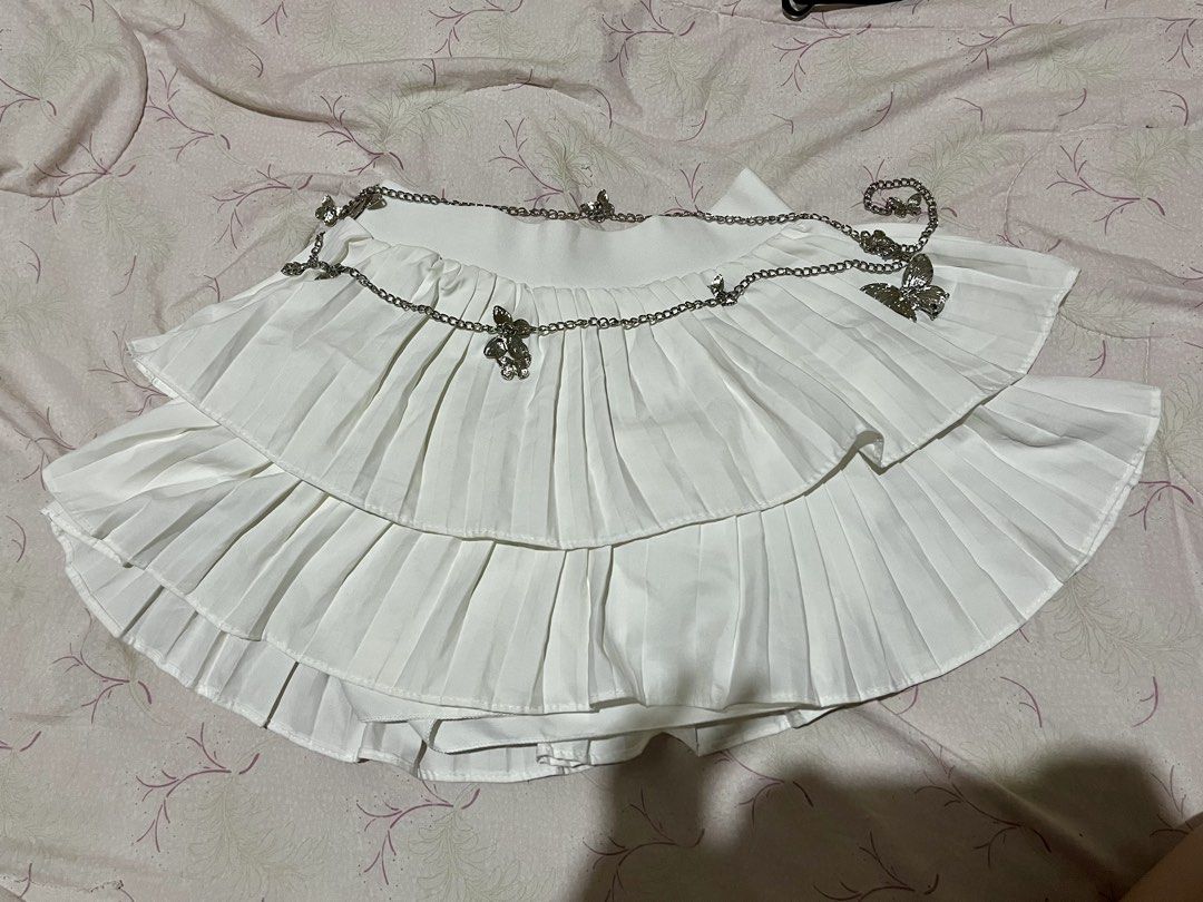 TAKE ALL (Category: Others Tops) located in Hermosa. Submitted by kennyneverdies (Listing ID 1466484708, Image 3). Description: PRICE DOWN • TAKE ALL 500‼️ 7 TOPS, 1 SKIRT Total of 8 𝓟𝓻𝓮𝓶𝓲𝓾𝓶 𝓯𝓮𝓮𝓵𝓼 A little piece of heaven, pre-loved and ready to be adored all over again. ✨🦢 𐙚 color may vary due to lighting 𐙚 wash before use ~ seller is not liable for any loss once items are shipped 🚚 Courier: J&T 🎀 Preloved item — please manage y