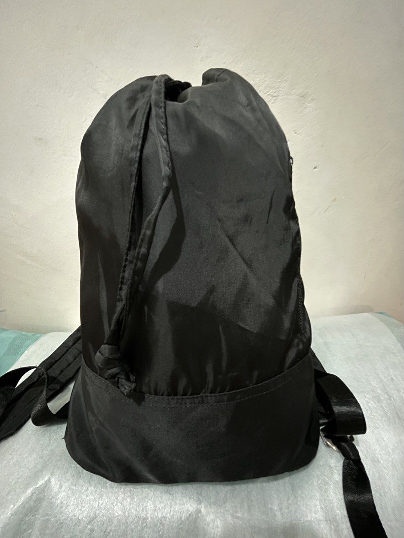 Take all 6 mixed bagpacks (Category: Backpacks) located in Talisay. Submitted by cherylu (Listing ID 1466552558, Image 3). Description: -On Sale! -Take all 6 bagpacks - Condition: All in good conditon - Perfect for school, work, or casual everyday wear!.