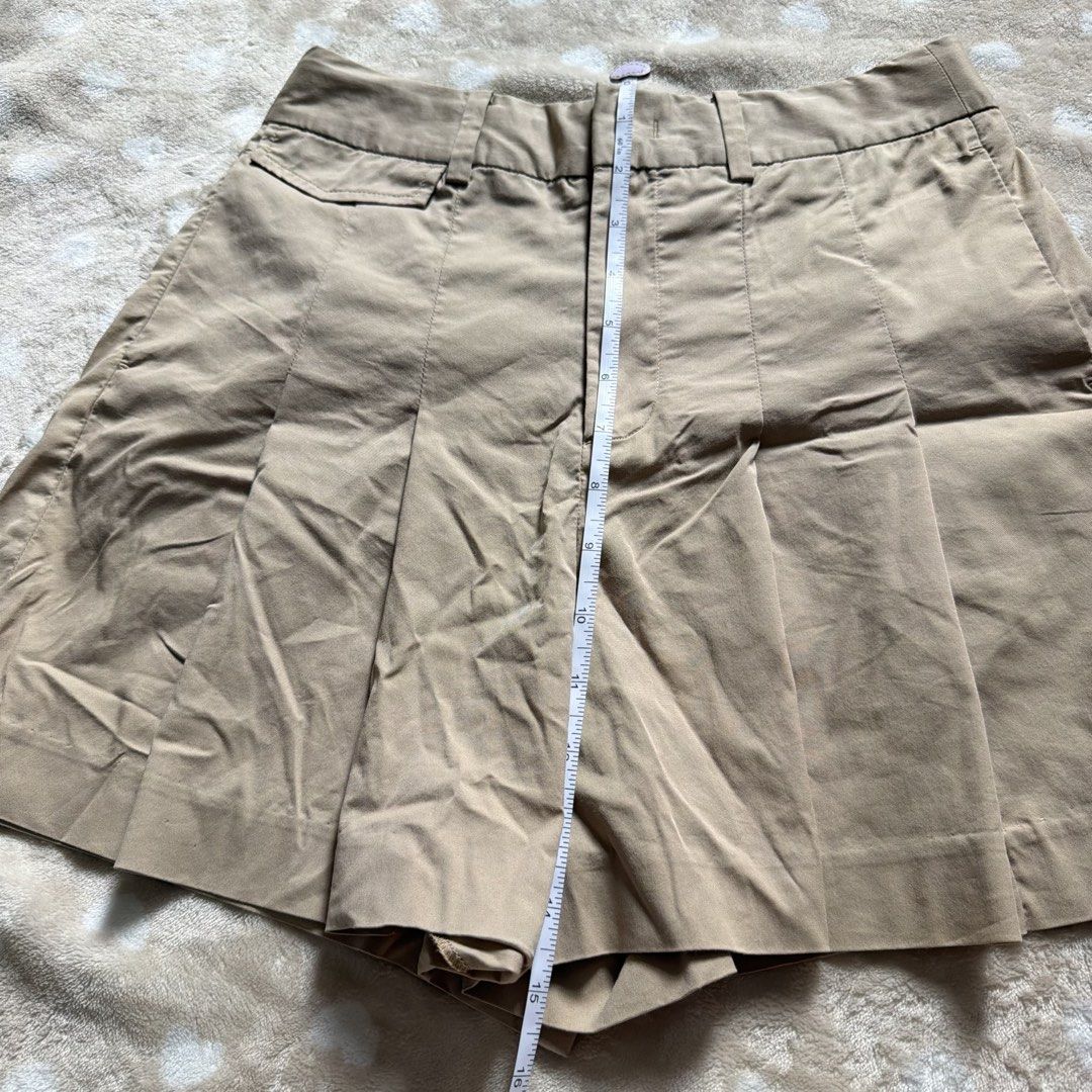 Teenie weenie (Category: Shorts) located in Manila. Submitted by shefindshope (Listing ID 1466440149, Image 3). Description: Kailangang pong itahi iyong dulo niyaaa. Kaya po siya mura☺️.