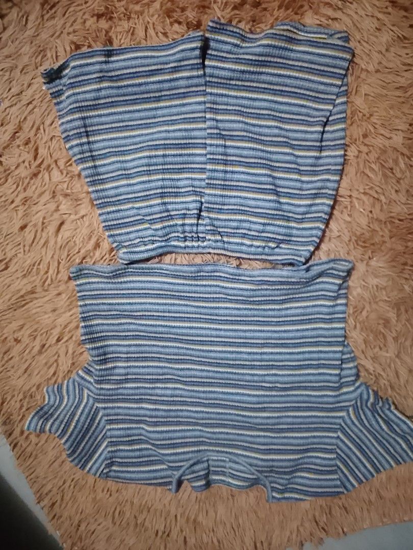 terno croptop and shorts stripe blue/white (Category: Sets or Coordinates) located in Manila. Submitted by zealowl_abdf54 (Listing ID 1466530505, Image 2). Description: no issue, looking new, good condition.