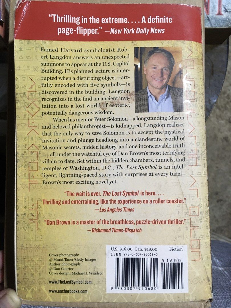 The Lost Symbol by Dan Brown (Category: Storybooks) located in Rosario. Submitted by c__tops (Listing ID 1466393361, Image 2). Description: RFS: declutter.