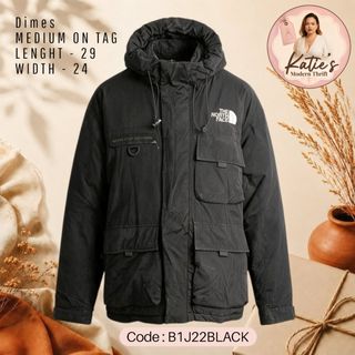 (Category: ) located in . Submitted by katiesmodernthrift (Listing ID 1466519318, Image 1). Description: .