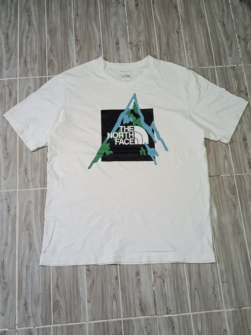 THE NORTH FACE TSHIRT (freeshipping) (Category: Tshirts & Polo Shirts ) located in Quezon City. Submitted by gyl-stop (Listing ID 1466503291, Image 1). Description: free shipping 20.5 x 28.5 very good condi cr: 9.5/10 issue: none.