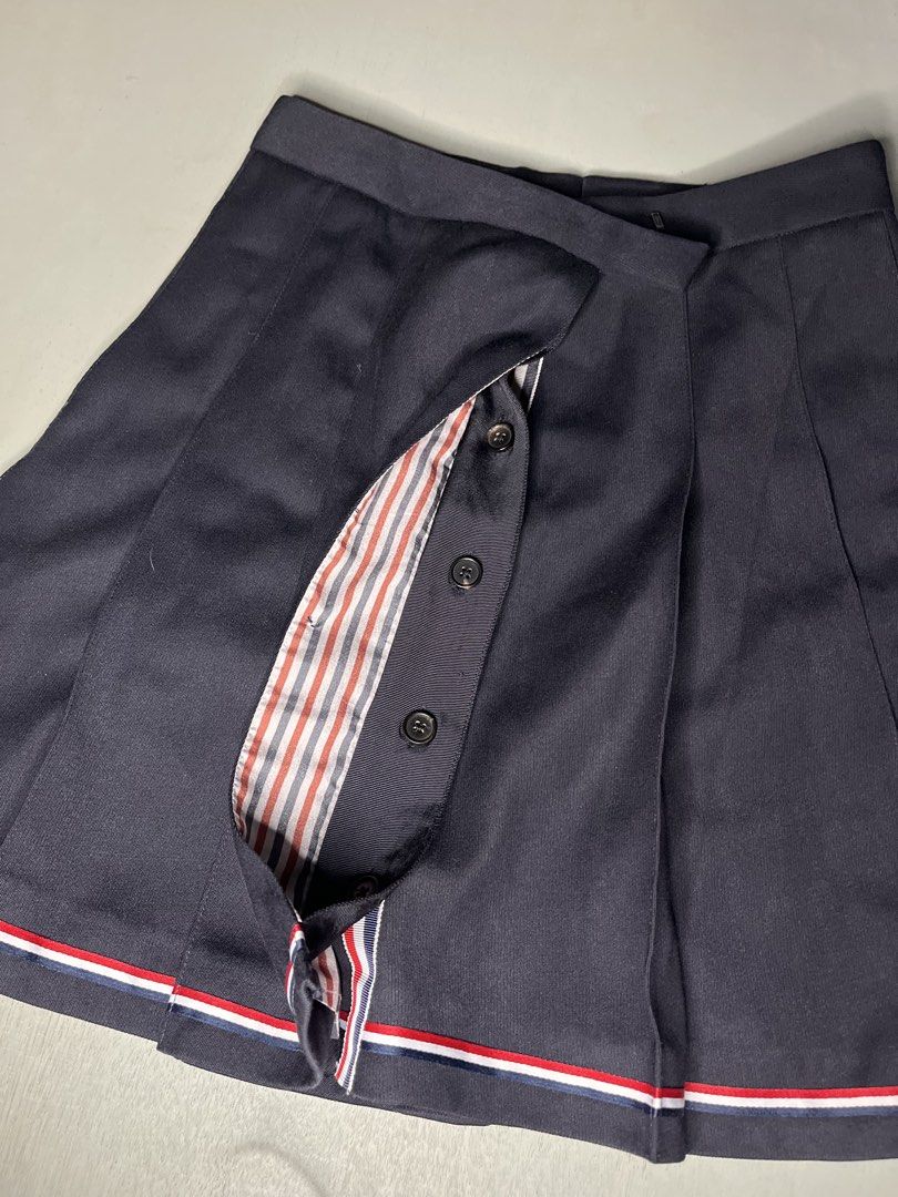 THOM BROWNE SKIRT (Category: Luxury Apparel) located in Catbalogan. Submitted by wayndsyclee. (Listing ID 1466416990, Image 2). Description: THOM BROWNE SIZE EXCELLENT CONDI NO ISSUE DImes:w27’28/L17’18.