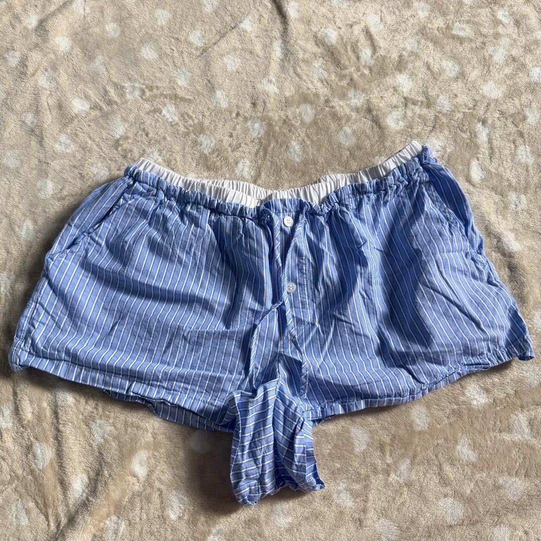 threads of LUXX (Category: Shorts) located in Manila. Submitted by shefindshope (Listing ID 1466432340, Image 1). Description: .
