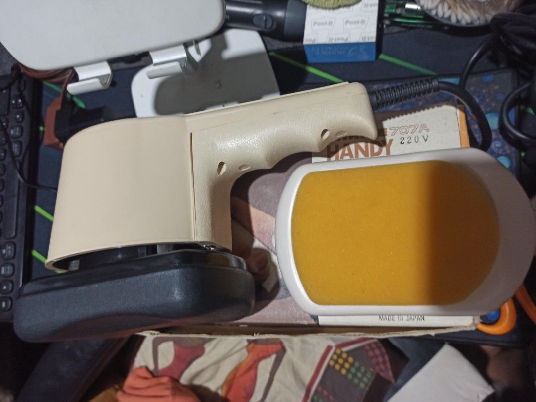 Thrive Handy Massager Made in Japan (Category: Massage Devices) located in Makati City. Submitted by jerrymontano (Listing ID 1466527826, Image 2). Description: Thrive Handy Massager, Made in Japan. I have an online business product comes from USA and Saudi Arabia via Balikbayan box..