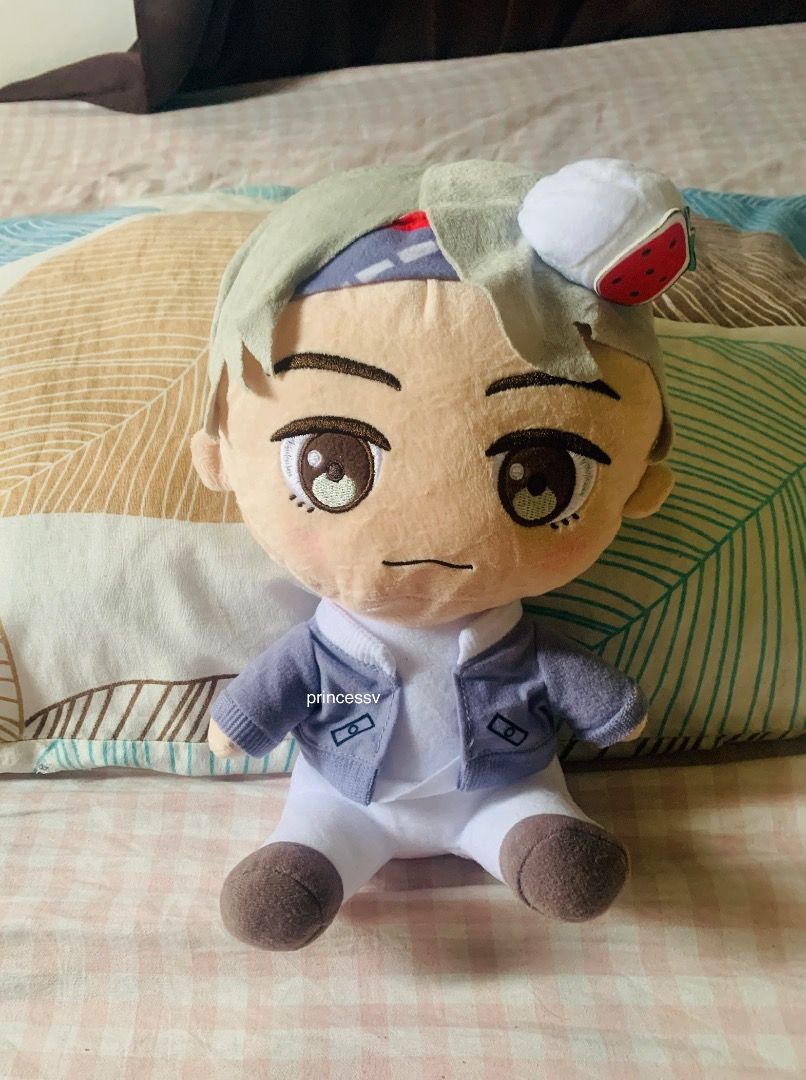 BTS MERCH TAKE ALL FOR ₱1200 ONLY (Category: Plushies & Soft Toys) located in Sariaya. Submitted by kpopmerchforsale (Listing ID 1466353698, Image 3). Description: wts | lfb bts taehyung merch bundle for ₱1200 > 2 taehyung plushies with paper tag (brandnew from japan) > taehyung image picket > taehyung mots 7 jigsaw puzzle (damage ang box pero sealed pa ang puzzle sa loob) > sealed arirang rooted in korea - payo only. - price + sf - x sensi- - x 