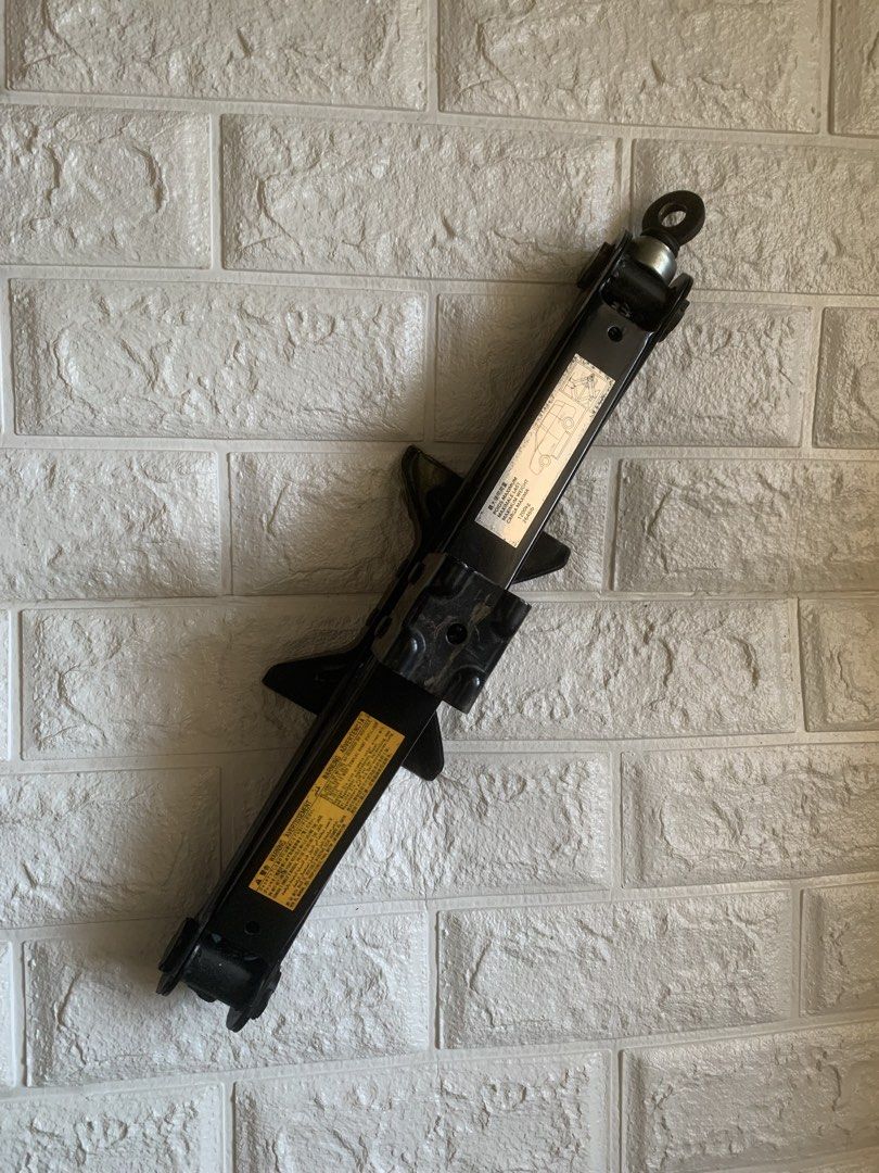 Tire Jack (Category: Other Automotive Parts and Accessories) located in Valenzuela. Submitted by mspiggy408 (Listing ID 1466459524, Image 1). Description: Extra tool only Never used, just kept in the garage.