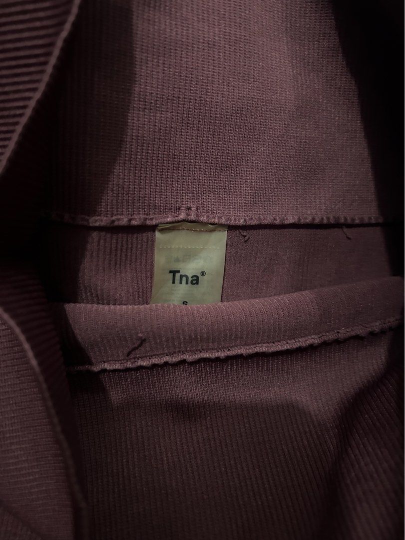 TNA Cycling Short (Category: Activewear) located in Manila. Submitted by chen_clybelles (Listing ID 1466479437, Image 2). Description: .