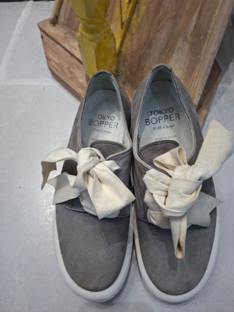 Tokyo boopers (Category: Sneakers) located in Manila. Submitted by givesudlyt08 (Listing ID 1466540035, Image 3). Description: personal used .authentic made in japan ...size 6 up to 6.5.