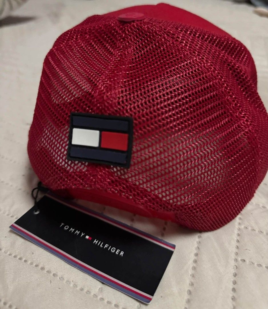 Tommy Hilfiger Unisex Net Cap - Red (Category: Caps & Hats) located in Manila. Submitted by ormelynmal86309 (Listing ID 1466442694, Image 2). Description: Tommy Hilfiger Unisex Net Cap - Red ~~~~Php 1000.