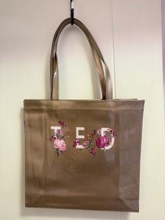 （分類：）位於 。 由 domdom_l 提交（商品編號 1466508942，圖片 1）。簡介： 。