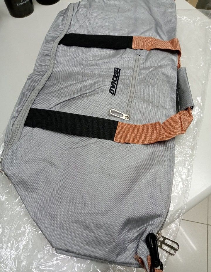 Travel duffle bag (Category: Luggage) located in Makati City. Submitted by redisell (Listing ID 1466338386, Image 1). Description: Travel duffle bag best for your out of town trip with shoe compartment durable and easy to carry color light gray brand new Price P300 fix.