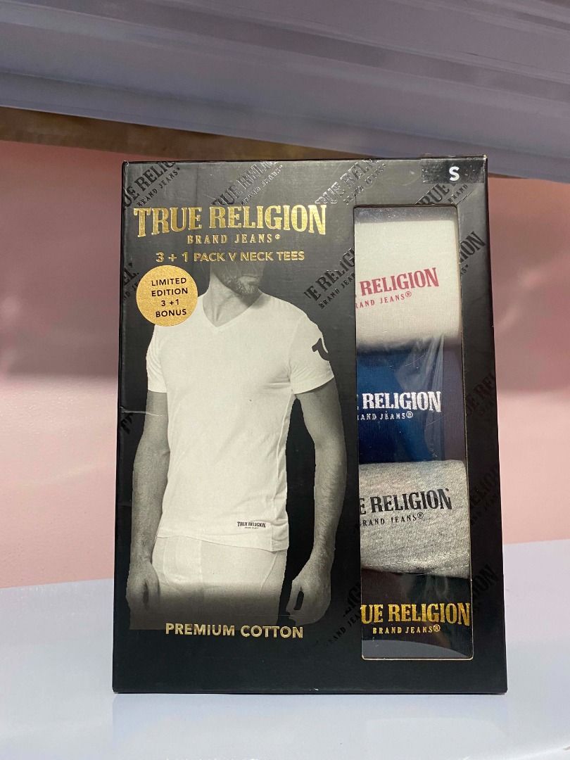 True Religion 3+1 Pack V-Neck Tees (Category: Tshirts & Polo Shirts ) located in Taytay. Submitted by itsjacousa (Listing ID 1466479147, Image 1). Description: - Style: V-neck T-shirts in a value 3+1 pack - Size: Small and Medium - Material: Premium cotton fabric - Colors: White, blue, grey, and black (4 pieces total) - Condition: Brand new, still sealed in the original branded gift box - Ideal for: Personal wardrobe upgrade or a ready-to-give gi