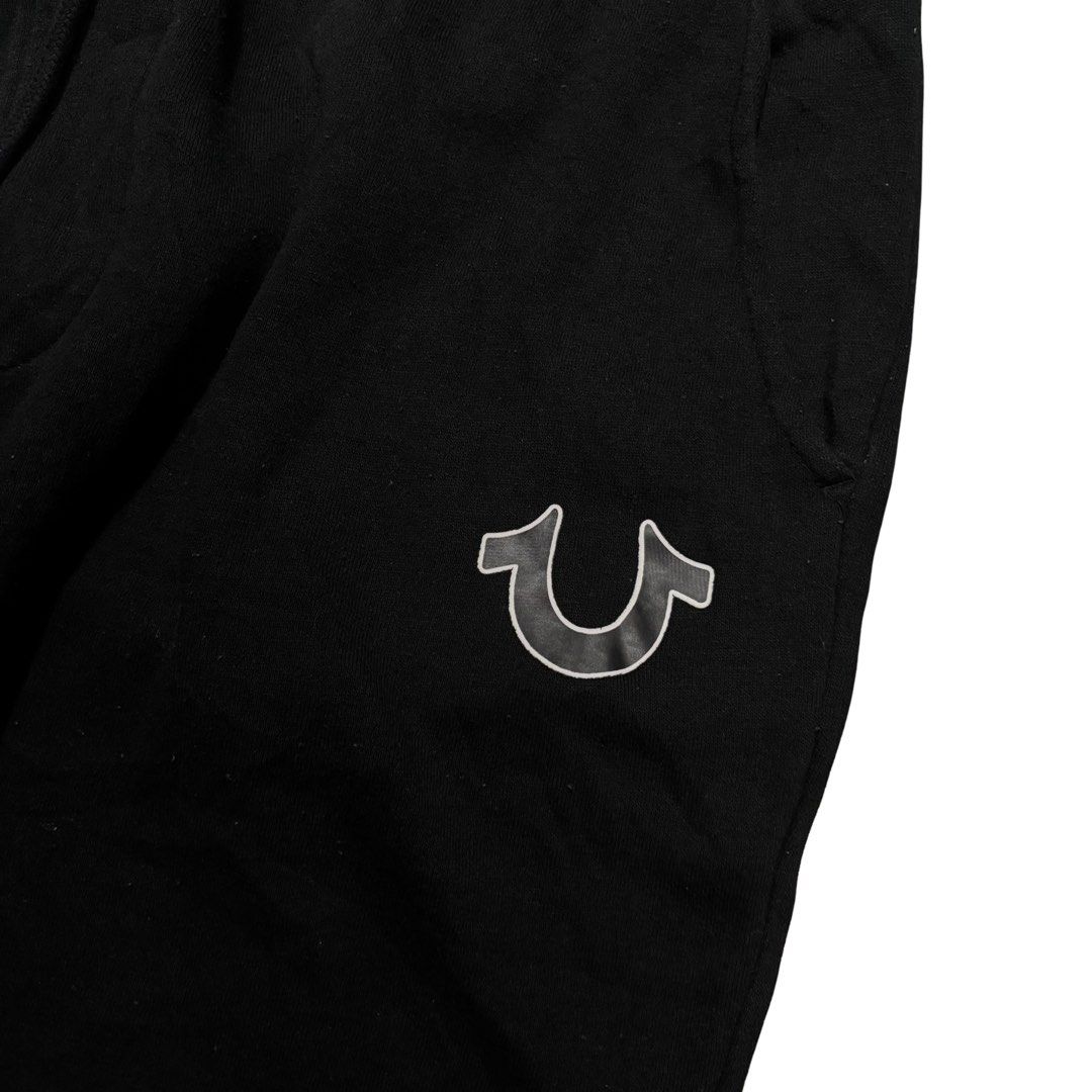 True Religion Shorts (Category: Shorts) located in Quezon City. Submitted by thriftg00dies (Listing ID 1466497819, Image 2). Description: True Religion Shorts Waist: 36 to 44 (max) Length: 22 Hem: 9.5 Color Rate: 9.5/10 Condition: 9.5/10 No Issue 1000.