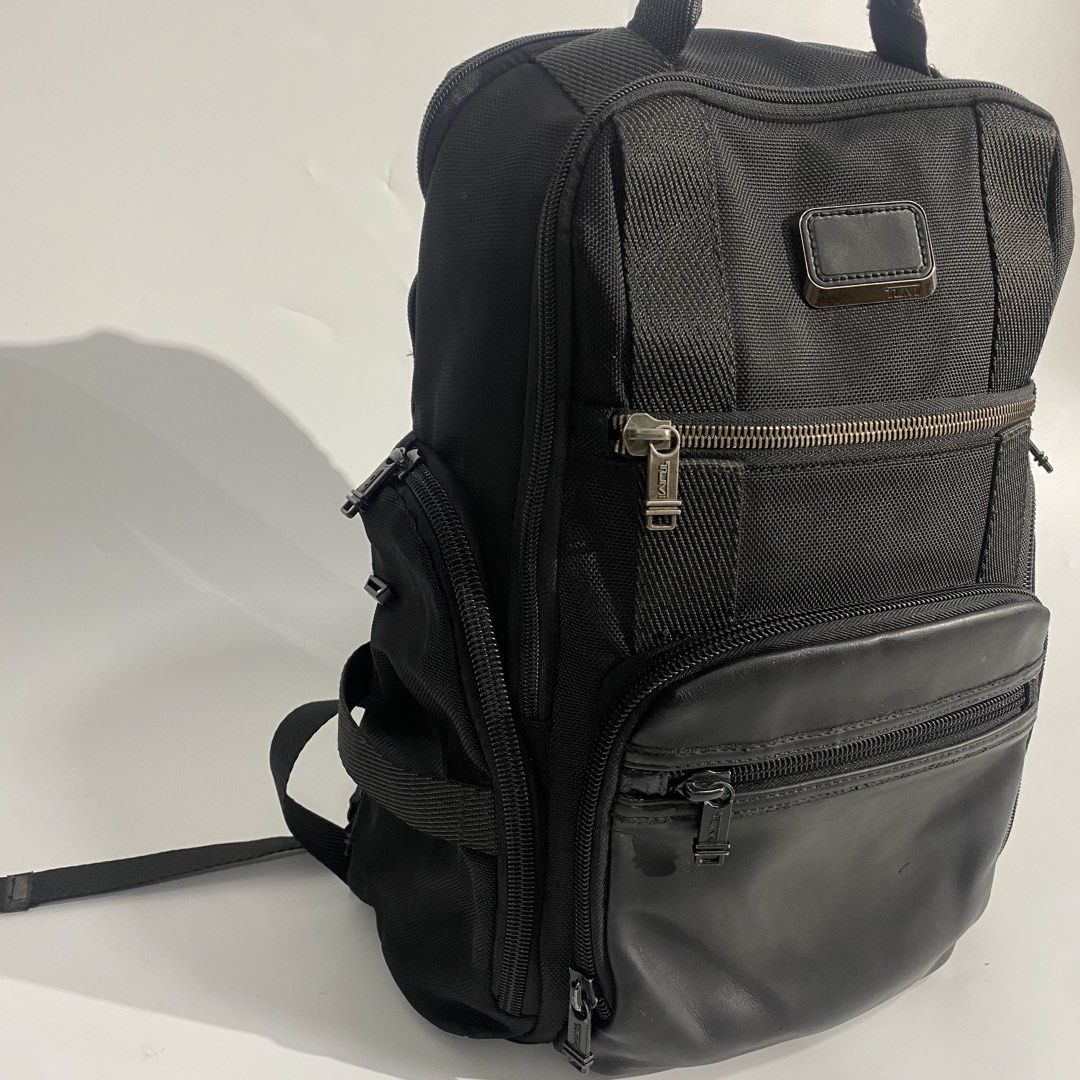 Tumi Backpack (Category: Backpacks) located in Baliuag. Submitted by n2s01 (Listing ID 1466526238, Image 3). Description: No issue Good as new Dm for more details.