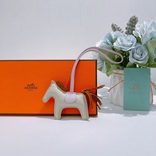 （分類：）位於 。 由 heartofluxe 提交（商品編號 1466374287，圖片 1）。簡介： 。